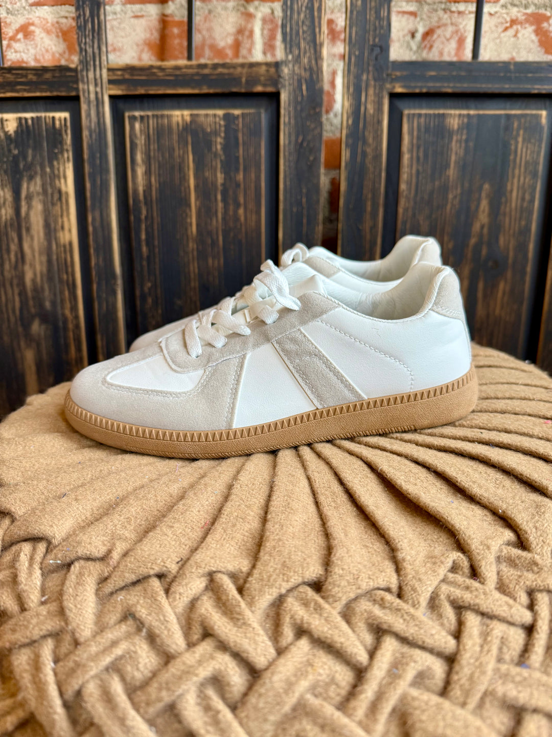 I Need Sneaker-Grey