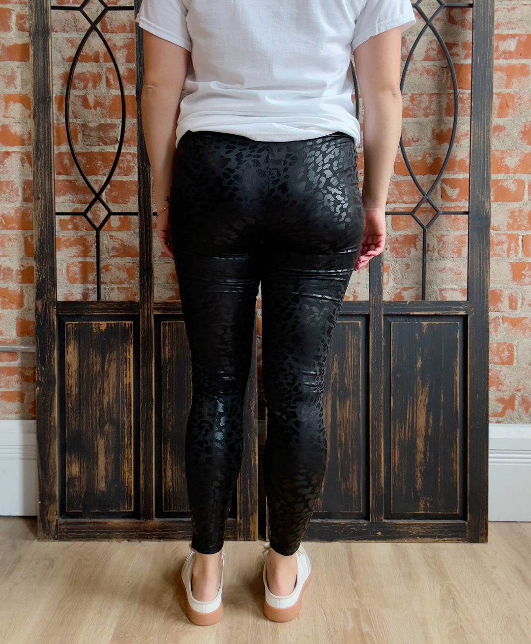 Shiny Leopard Legging