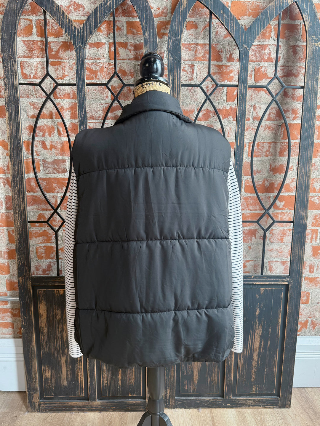 Curvy Gotta Grab It Vest-Black