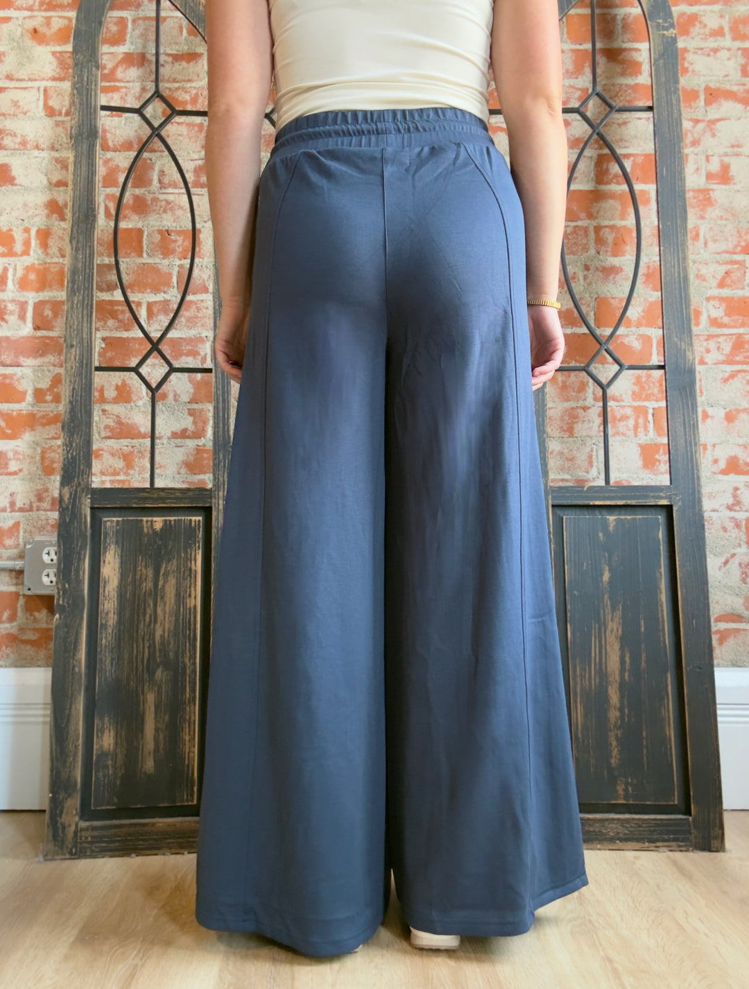 Let It Go Scuba Pant-Navy