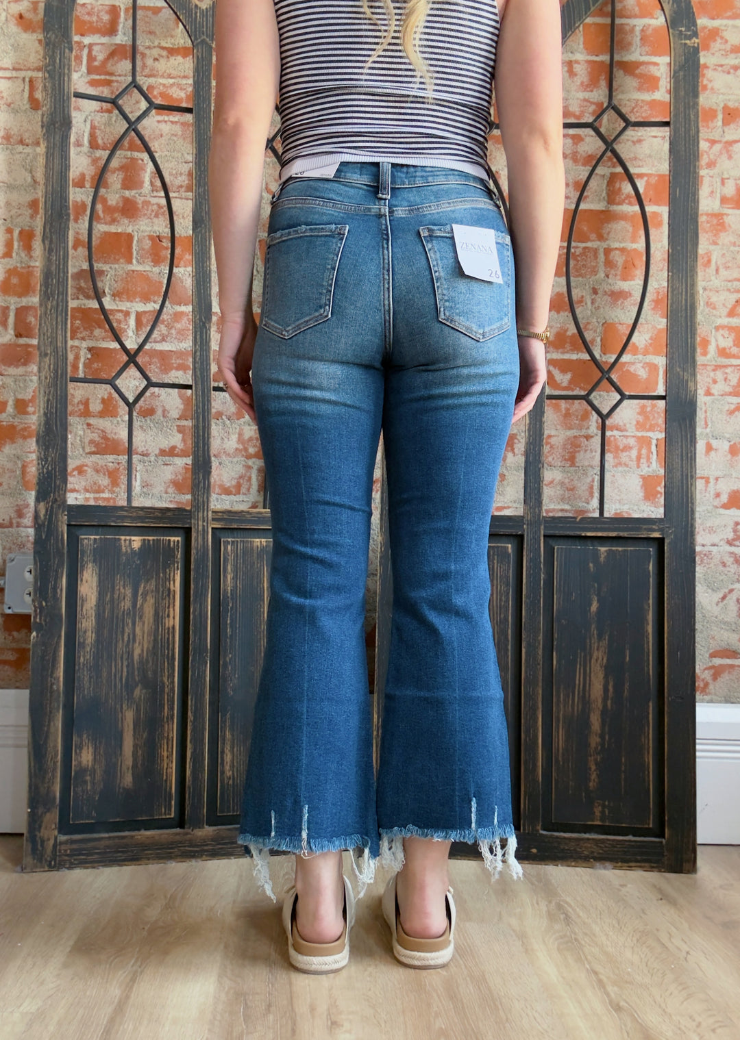 Zenana Find Your Way Cropped Kickflare