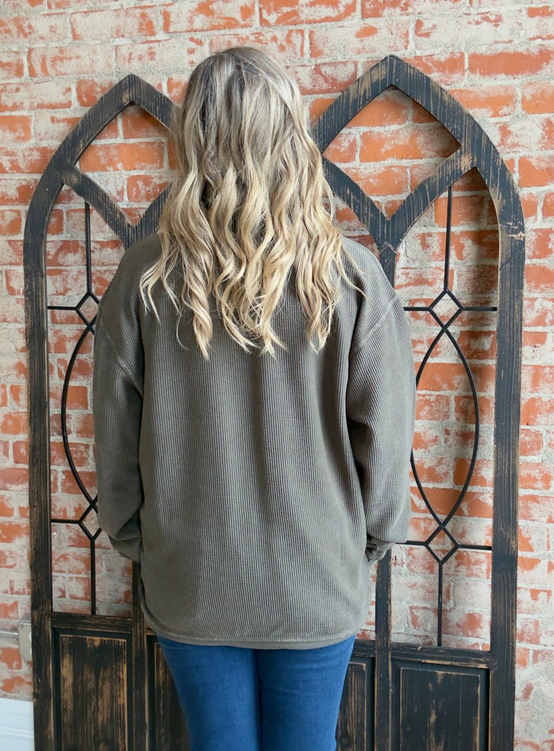 Addicted Corded Crewneck- Olive