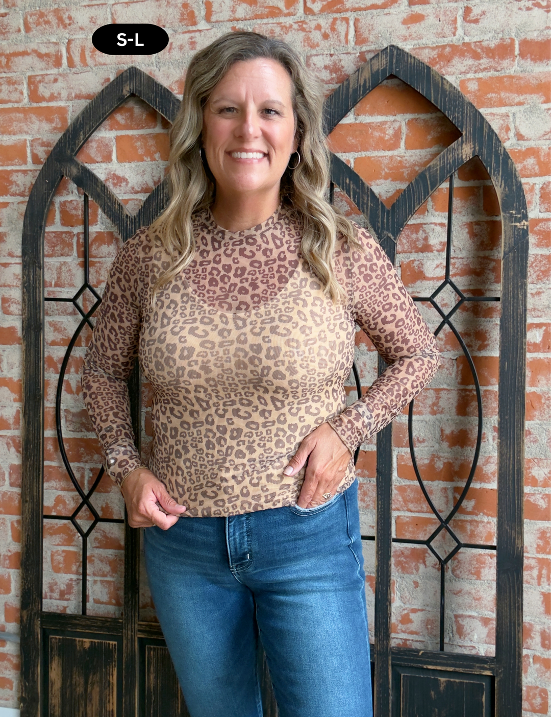 Out Of The Ordinary Leopard Mesh Sleeve
