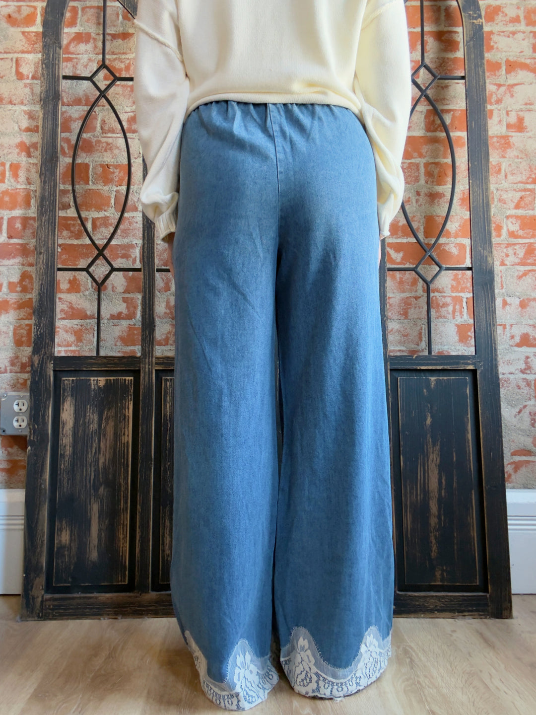 Keeping It Together Lace Hem Pant