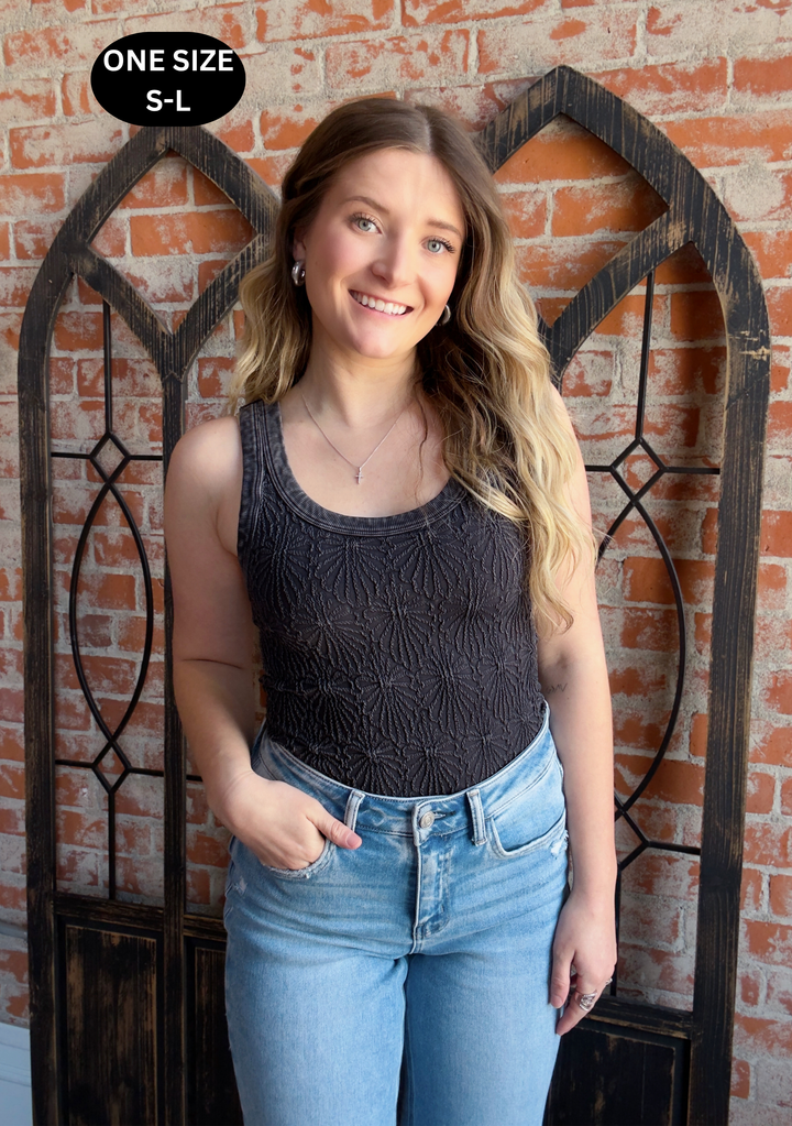 Dreamy Thoughts Lace Tank-Black