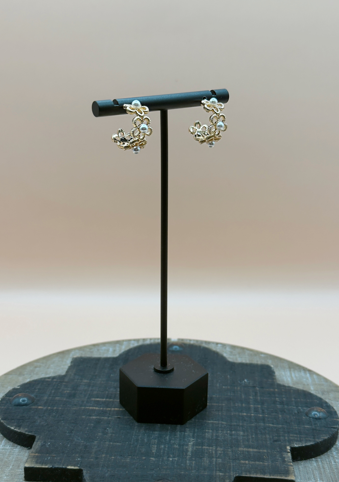 Gold Flower Pearl Hoop Earring