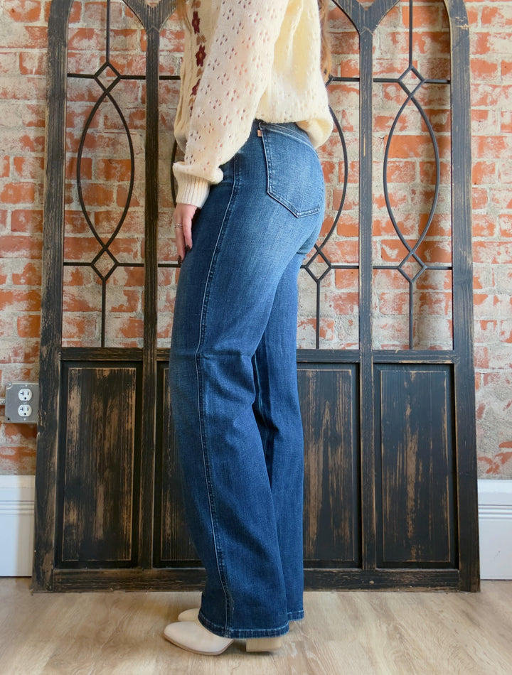 Judy Blue Say Hello Straight Leg