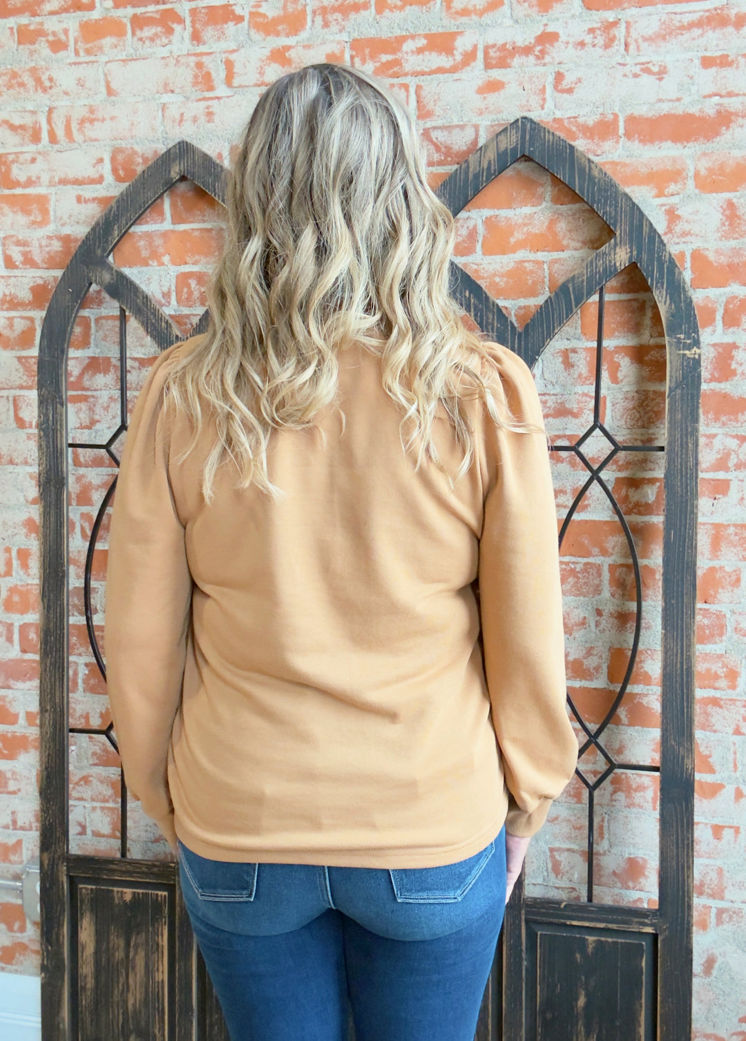 Honey Crisp Henley