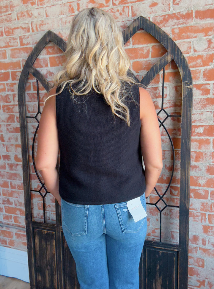 See The Vision Sweater Vest-Black