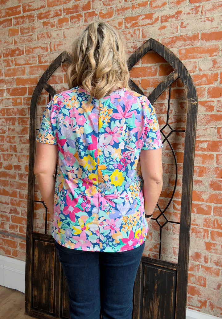 It's Cheerful Floral Boyfriend Tee