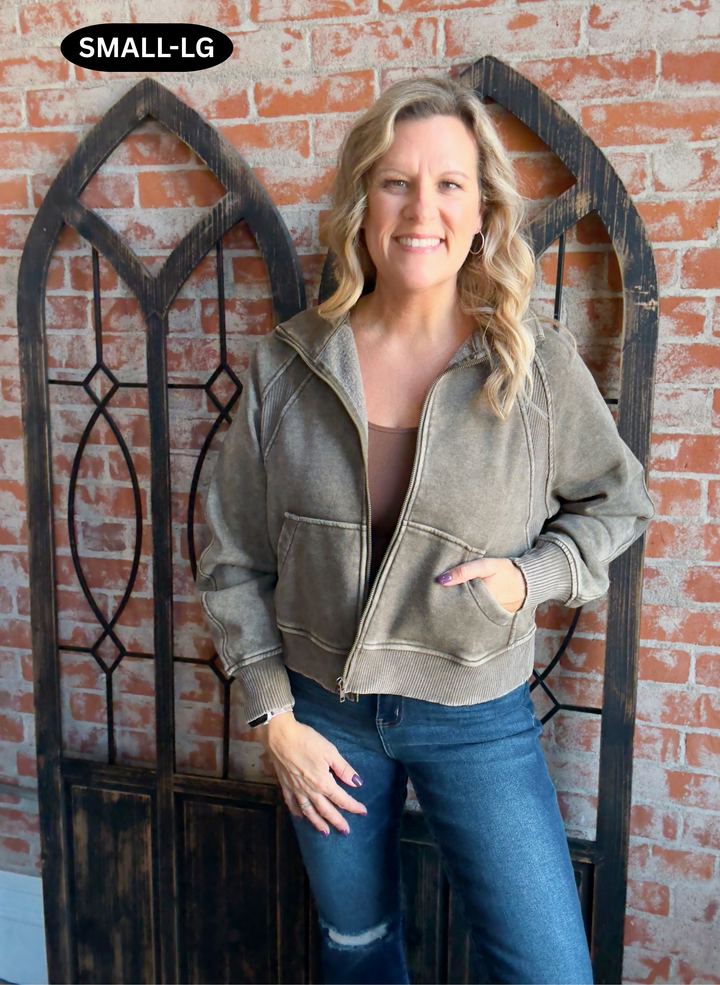 Run Girl Cropped Jacket-Olive