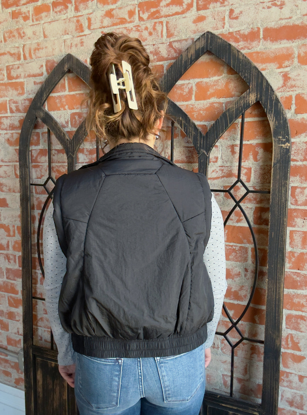 Uphill From Here Vest-Black