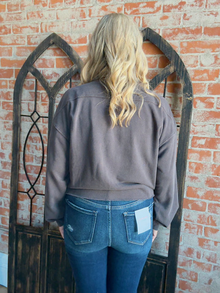 Feel Unstoppable Cropped Crewneck-Charcoal