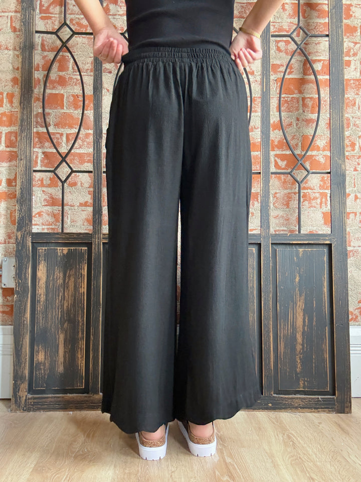 Giving Me Grace Scalloped Pants-Black