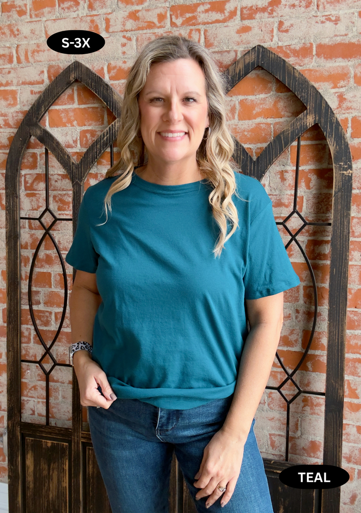 Put My Trust In You Boyfriend Tee-Blue Tones