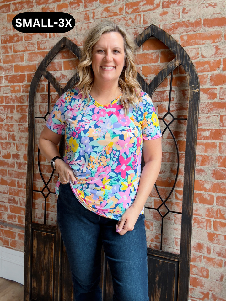 It's Cheerful Floral Boyfriend Tee