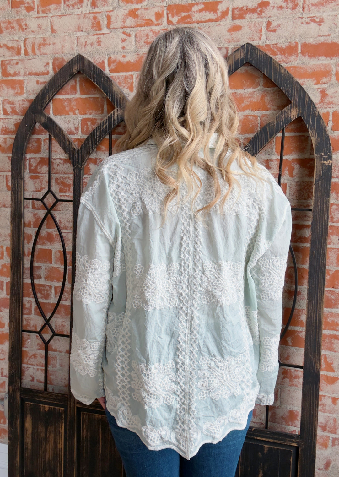 Pretty Aura Lace Button Up