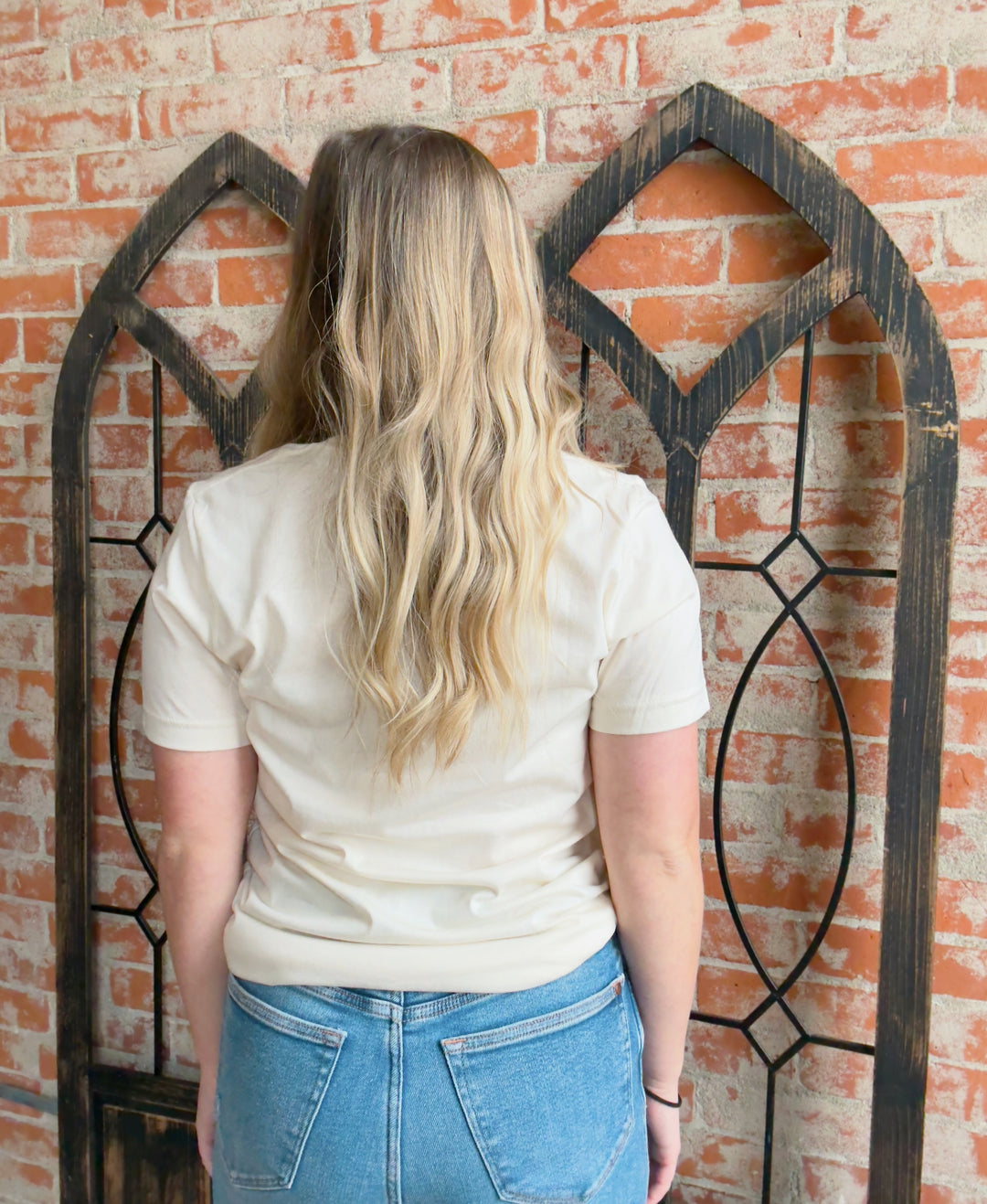 Vintage Santa Scene Graphic Tee