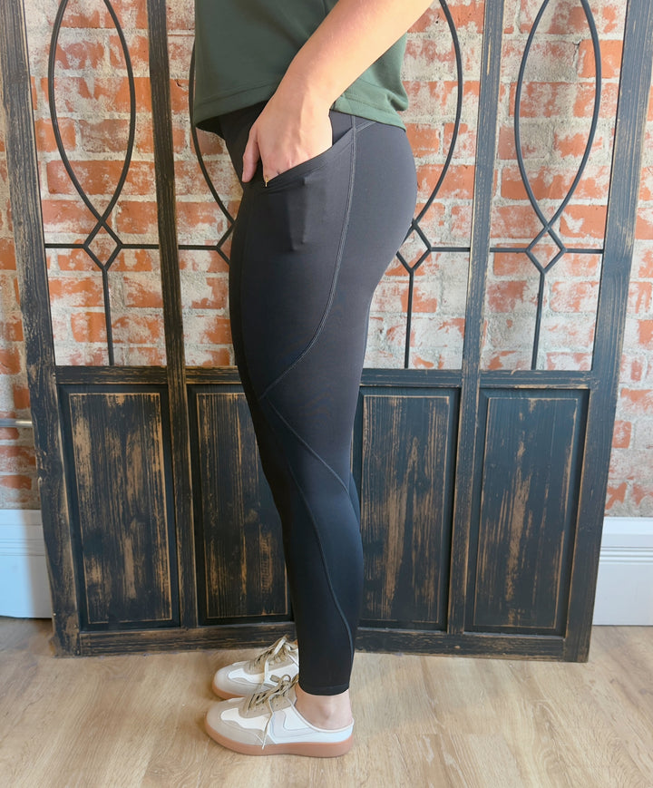 Get Movin' Side Pocket Legging