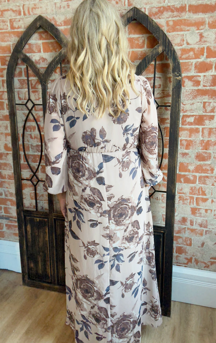 Feeling Gorgeous Mocha Floral Maxi