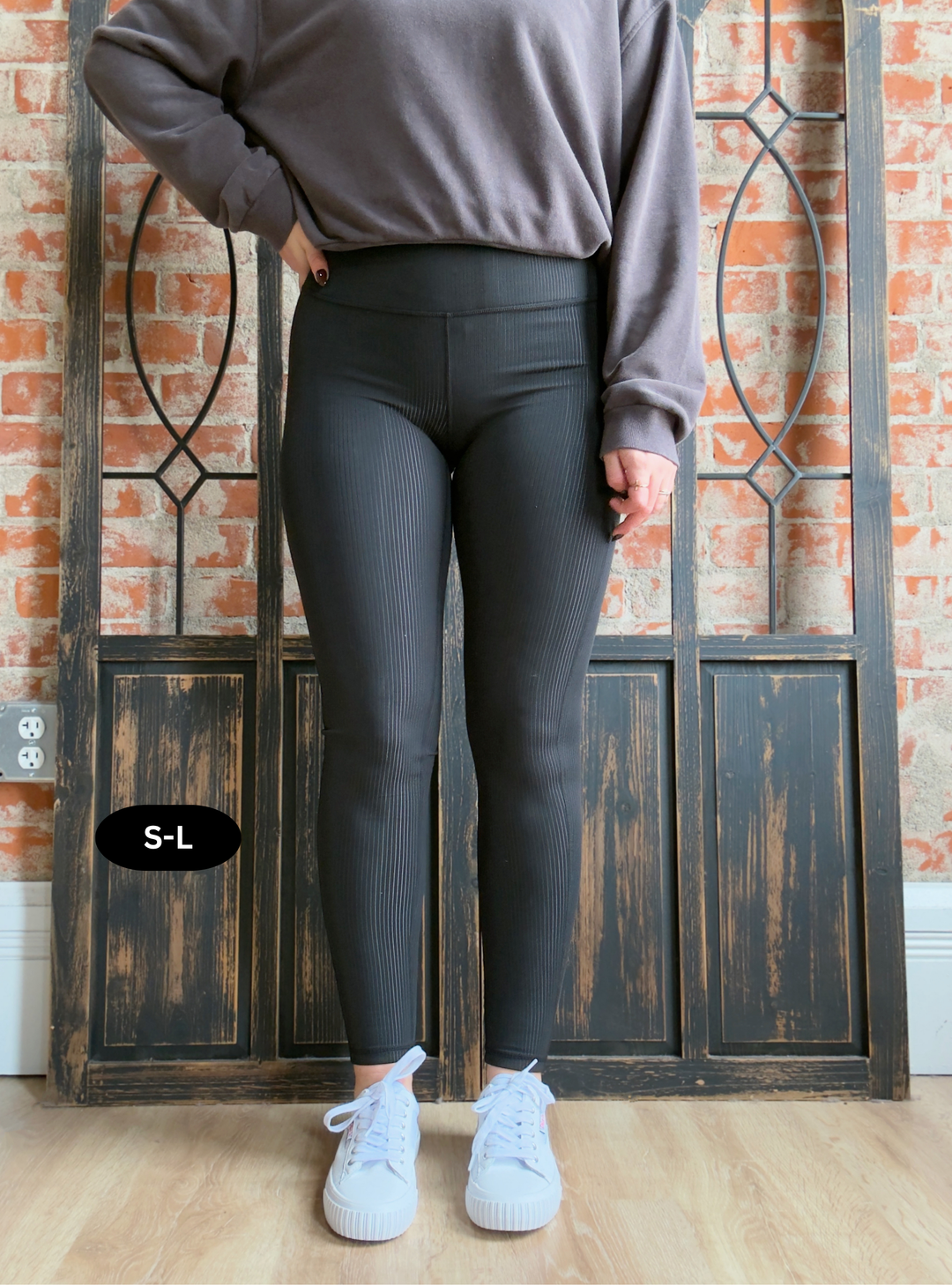 Running Rampant Ribbed Legging-Black