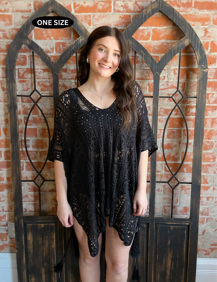 Board Walk Tassel Kimono