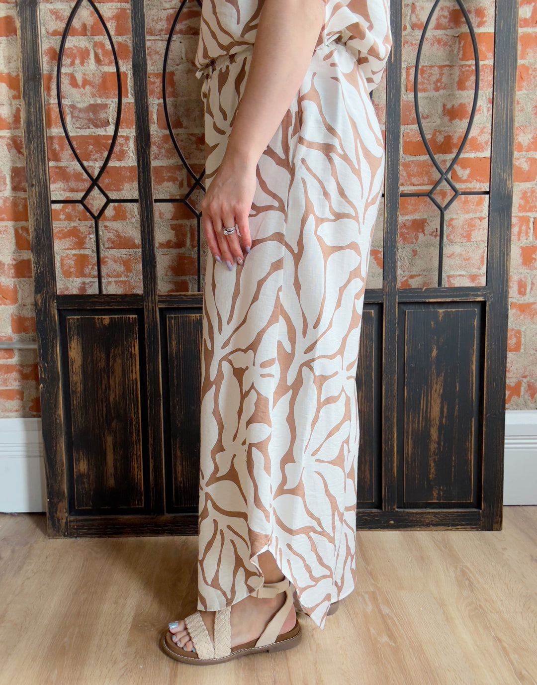 Nowhere To Be Tropical Pant