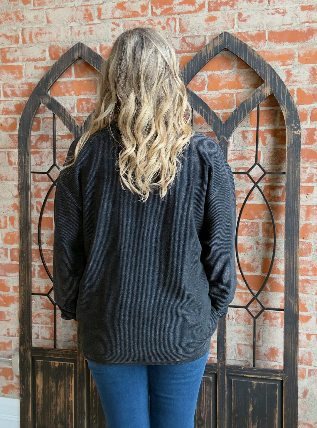 Addicted Corded Crewneck- Black