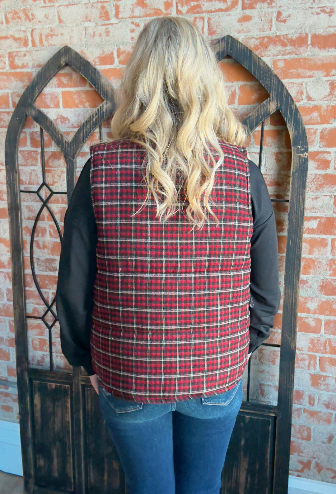Bring Me Closer Plaid Vest-Black/Red