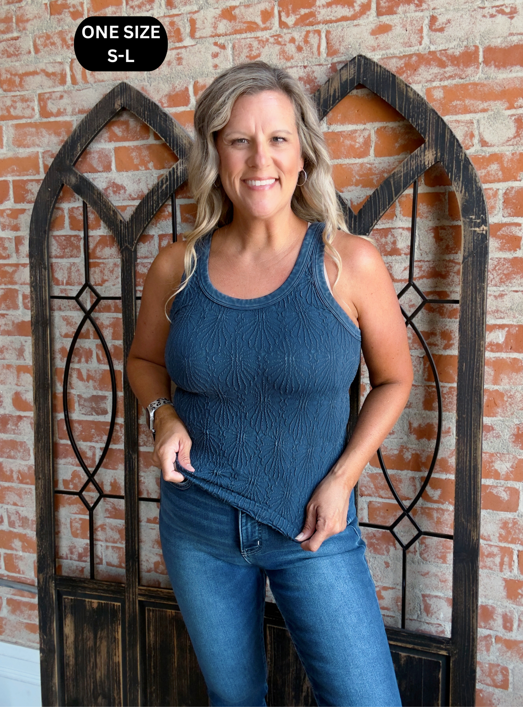 Dreamy Thoughts Lace Tank-Navy