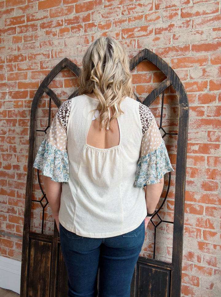 Keep The Magic Color Block Sleeve