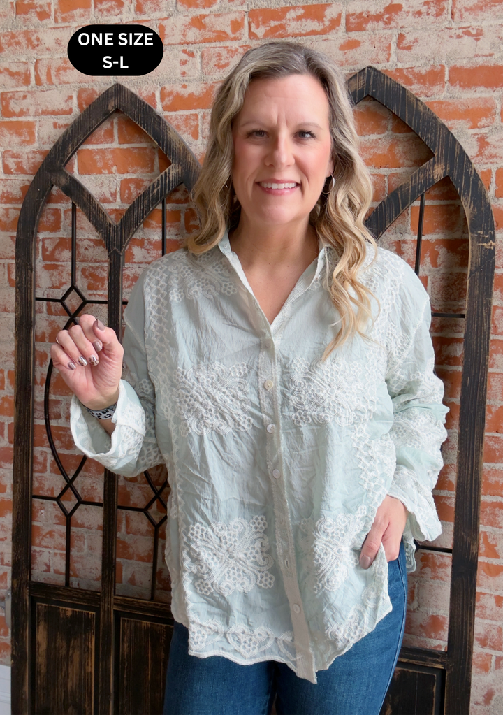 Pretty Aura Lace Button Up