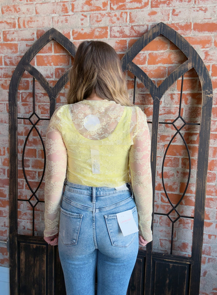 Not Broken Lace Sleeve-Yellow