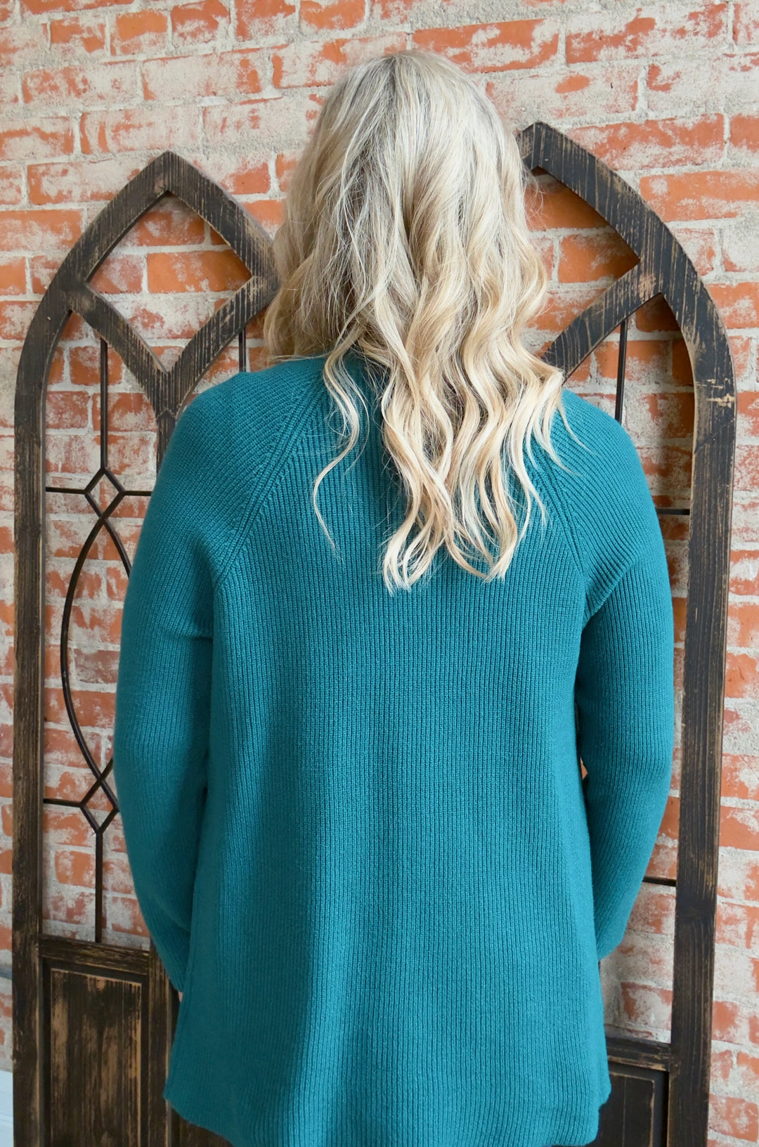I'll Be That Friend Cardigan-2 Colors
