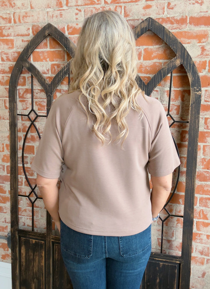 Keep It Chill 3.0 Scuba Tee-Taupe