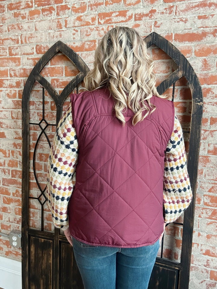 Feeling Close Lightweight Vest-Wine