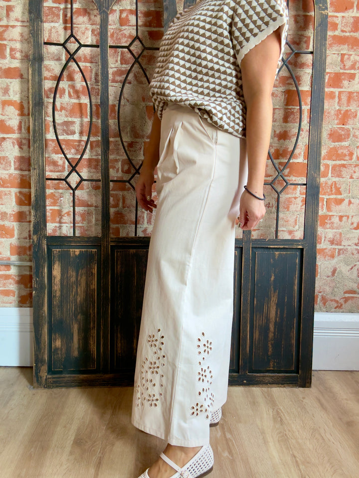 In An Elegant Way Embroidered Pant