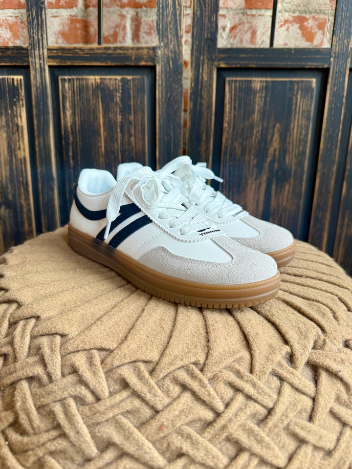 Retro Gameday Sneaker
